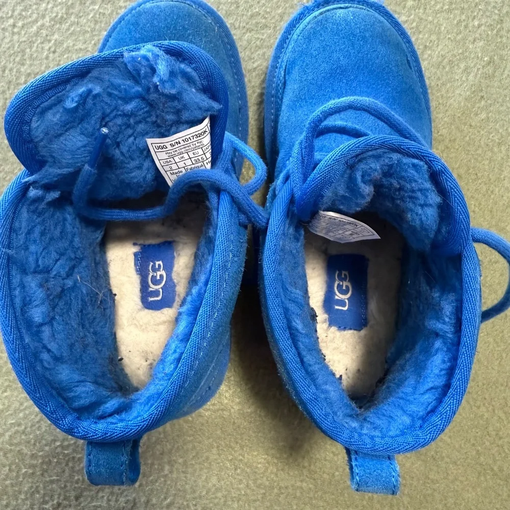 UGG KIDS‎ NEUMEL II BOOTS GRADE-SCHOOL SIZE 2